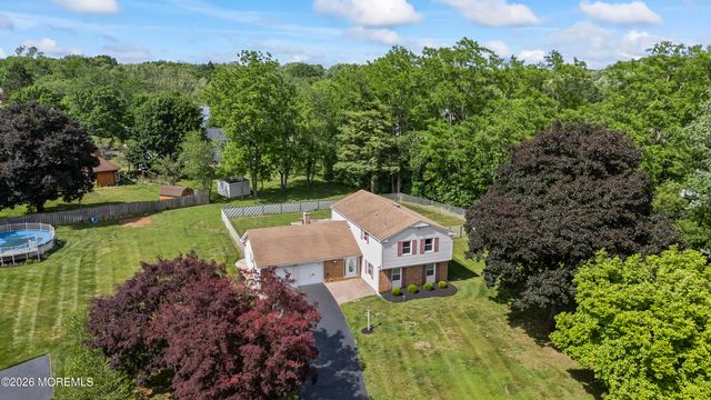 21 Forge Court, Freehold, NJ 07728