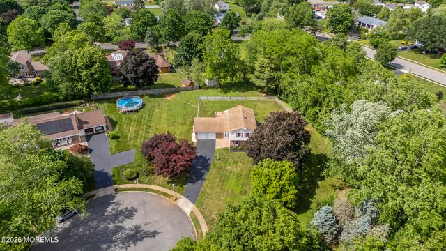 21 Forge Court, Freehold, NJ 07728