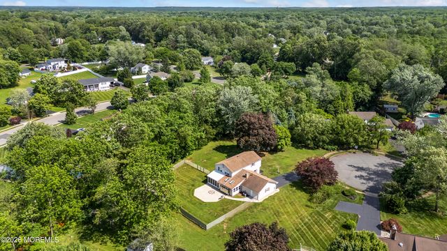 21 Forge Court, Freehold, NJ 07728