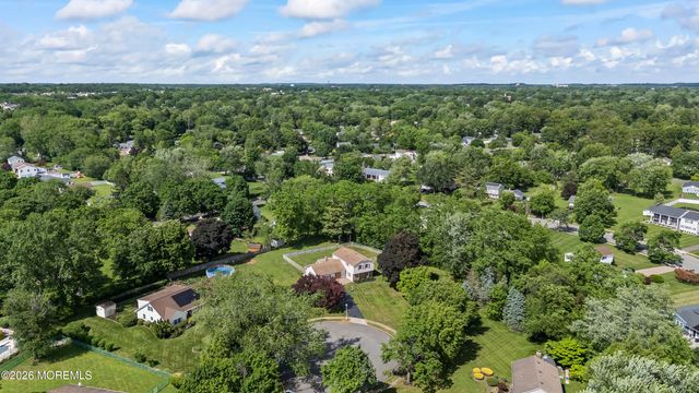 21 Forge Court, Freehold, NJ 07728