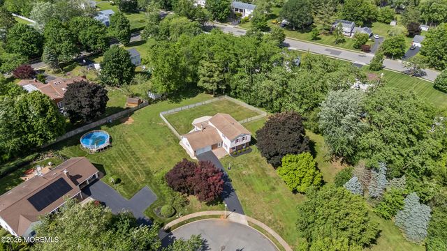 21 Forge Court, Freehold, NJ 07728