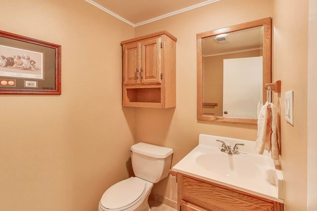 7621 Davis Street, Morton Grove, IL 60053