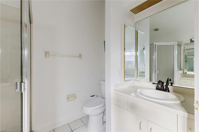 9841 Las Casas DR, Fort Myers, FL 33919