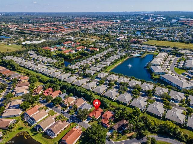 9841 Las Casas DR, Fort Myers, FL 33919