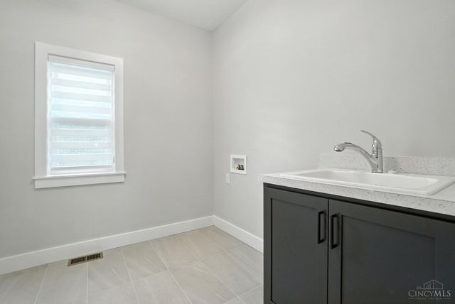9333 Rochelle Lane, Clearcreek Twp., OH 45458