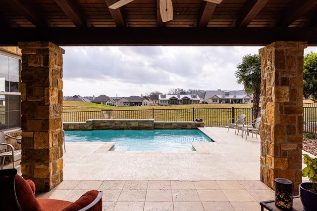 2065 Toscano Way, Kerrville, TX 78028