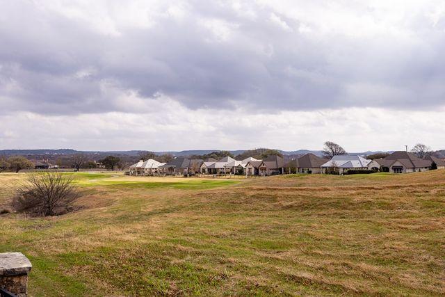 2065 Toscano Way, Kerrville, TX 78028