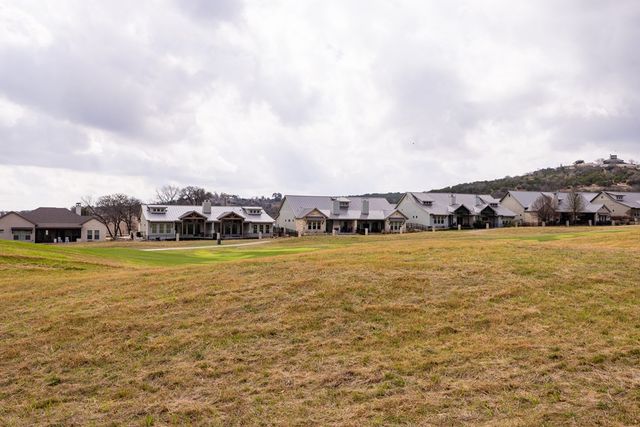 2065 Toscano Way, Kerrville, TX 78028