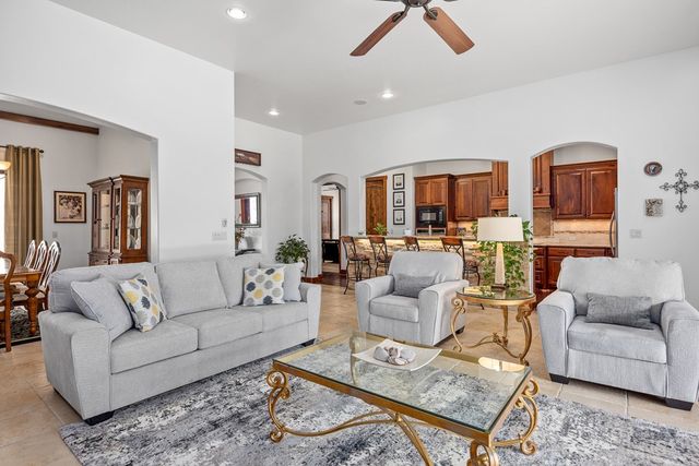 2065 Toscano Way, Kerrville, TX 78028