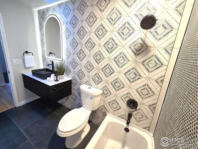 76 Pine Tree Lane, Boulder, CO 80304