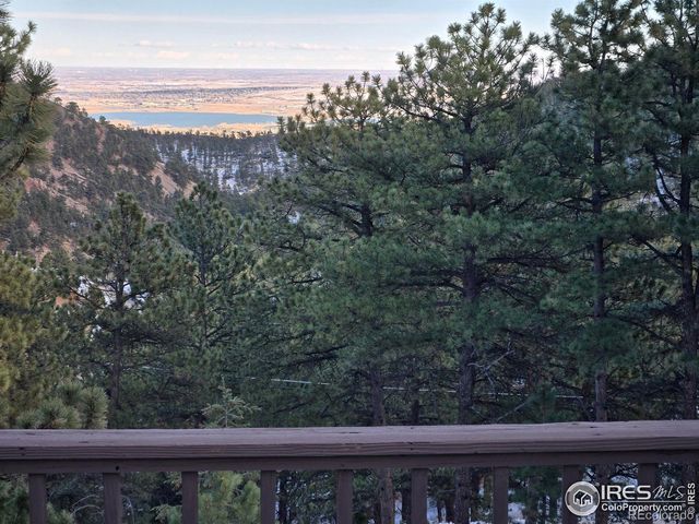 76 Pine Tree Lane, Boulder, CO 80304