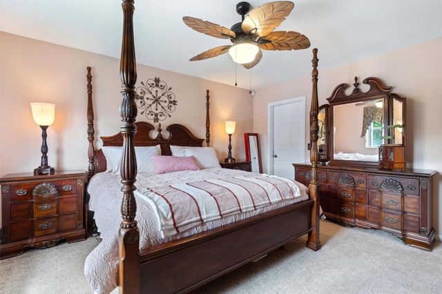 961 SW 98th Avenue, Pembroke Pines, FL 33025