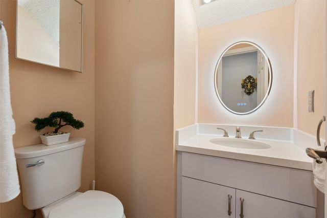 961 SW 98th Avenue, Pembroke Pines, FL 33025