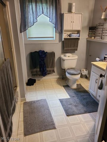 8094 Fohl Street SW, Navarre, OH 44662