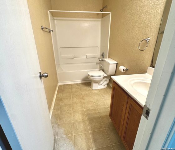 8642 Brisa Royale, San Antonio, TX 78251