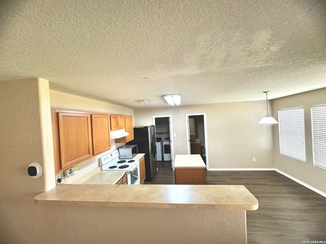 8642 Brisa Royale, San Antonio, TX 78251