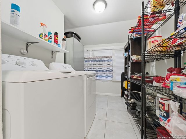 540 Rigsby, San Antonio, TX 78210