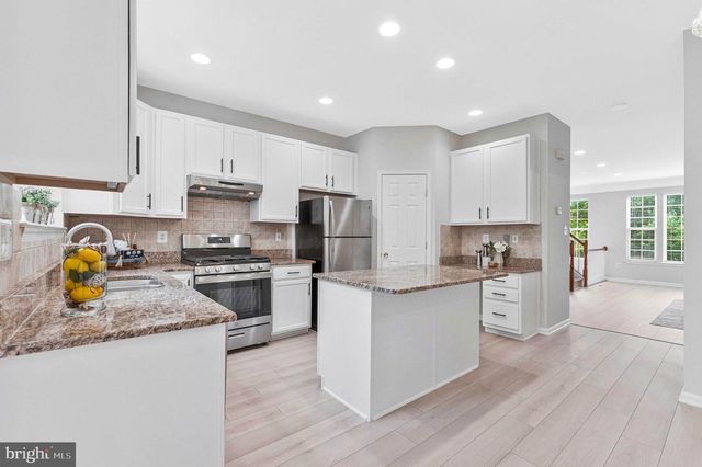4113 RIVER FORTH DR, Fairfax, VA 22030
