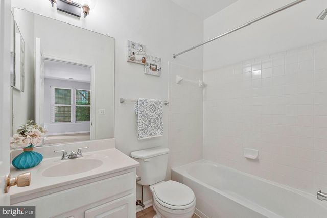 4113 RIVER FORTH DR, Fairfax, VA 22030