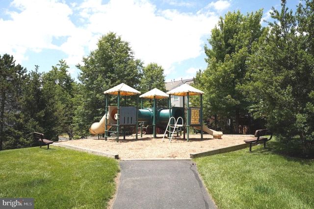 4113 RIVER FORTH DR, Fairfax, VA 22030