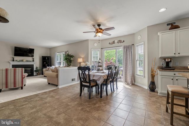 4 BLUE JAY HILL RD, Westampton, NJ 08060