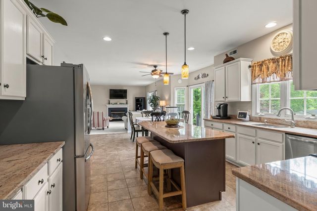 4 BLUE JAY HILL RD, Westampton, NJ 08060