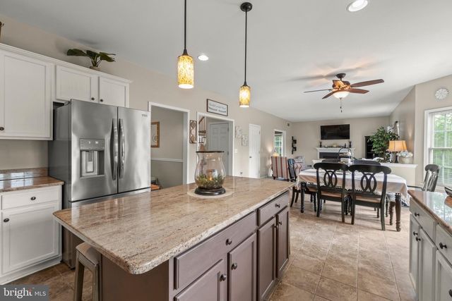 4 BLUE JAY HILL RD, Westampton, NJ 08060