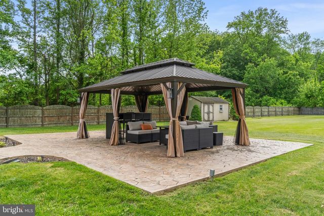 4 BLUE JAY HILL RD, Westampton, NJ 08060