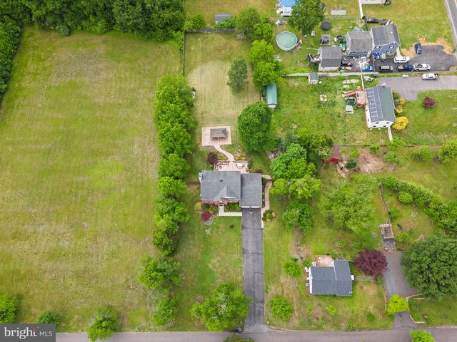 4 BLUE JAY HILL RD, Westampton, NJ 08060