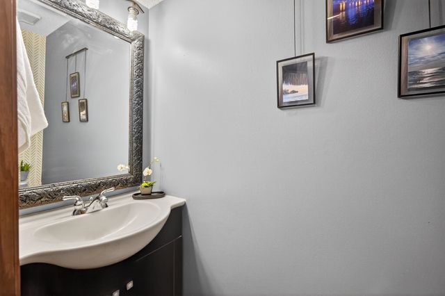 1200 63rd Street, West Des Moines, IA 50266