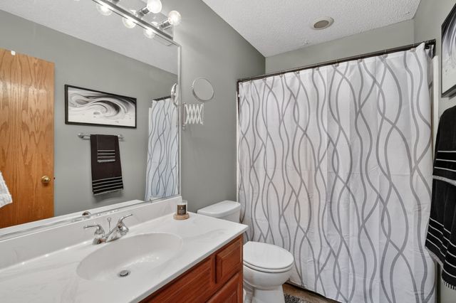 1200 63rd Street, West Des Moines, IA 50266