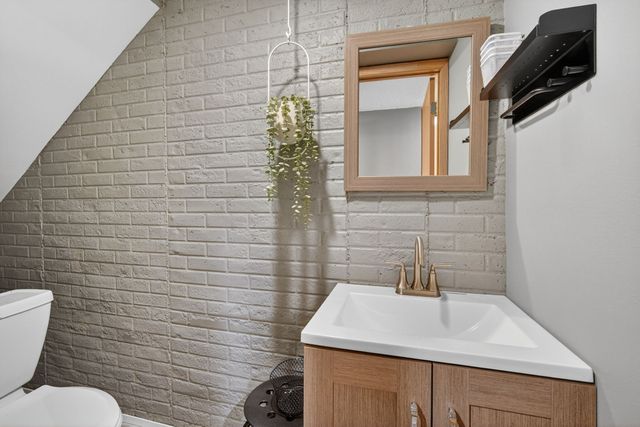 1200 63rd Street, West Des Moines, IA 50266