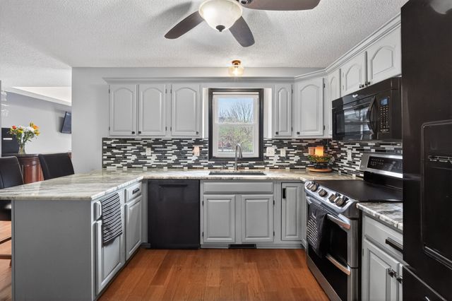 1200 63rd Street, West Des Moines, IA 50266