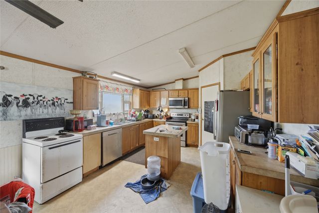 2449 E Fm 120, Denison, TX 75021