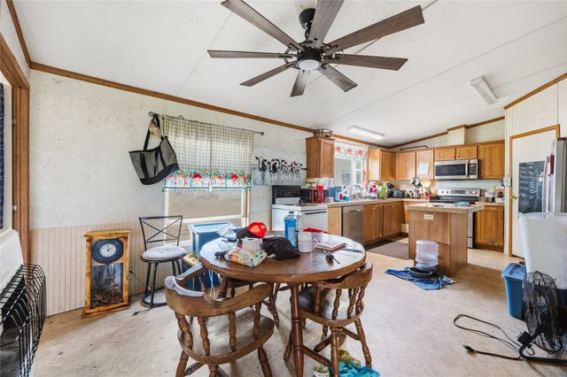 2449 E Fm 120, Denison, TX 75021