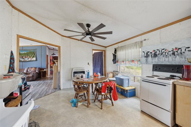 2449 E Fm 120, Denison, TX 75021