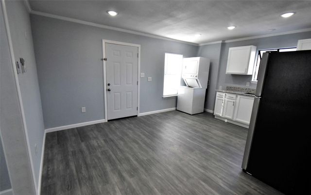 5405 Avenue R, Galveston, TX 77551