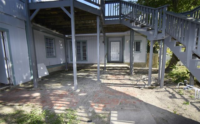 5405 Avenue R, Galveston, TX 77551