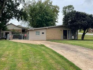 1011 Hilltop Drive, Wynne, AR 72396