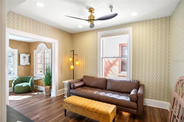 1221 N PALM AVENUE 303, Sarasota, FL 34236