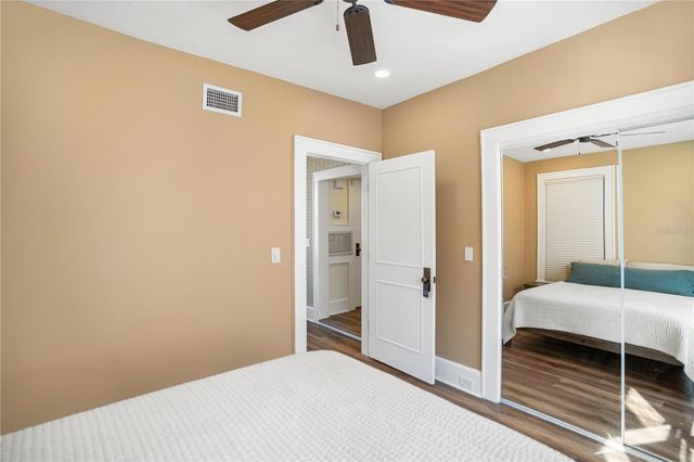 1221 N PALM AVENUE 303, Sarasota, FL 34236