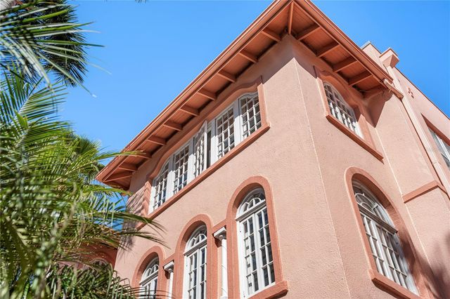 1221 N PALM AVENUE 303, Sarasota, FL 34236