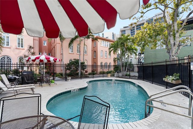 1221 N PALM AVENUE 303, Sarasota, FL 34236