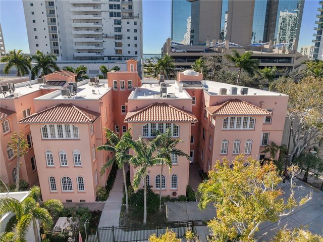 1221 N PALM AVENUE 303, Sarasota, FL 34236