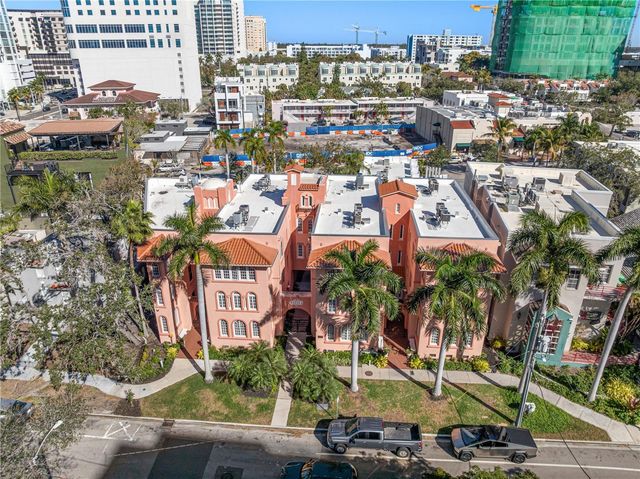 1221 N PALM AVENUE 303, Sarasota, FL 34236