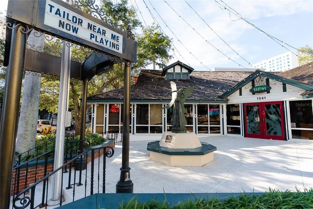 1221 N PALM AVENUE 303, Sarasota, FL 34236