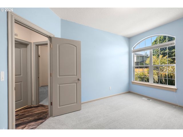 11295 FANDANGO Dr, Oregon City, OR 97045