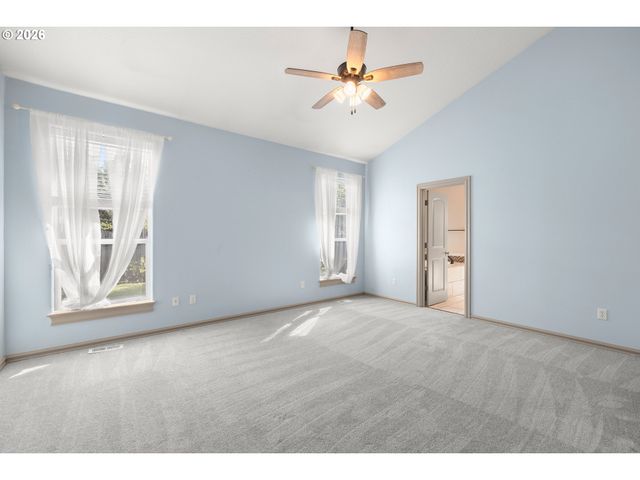 11295 FANDANGO Dr, Oregon City, OR 97045