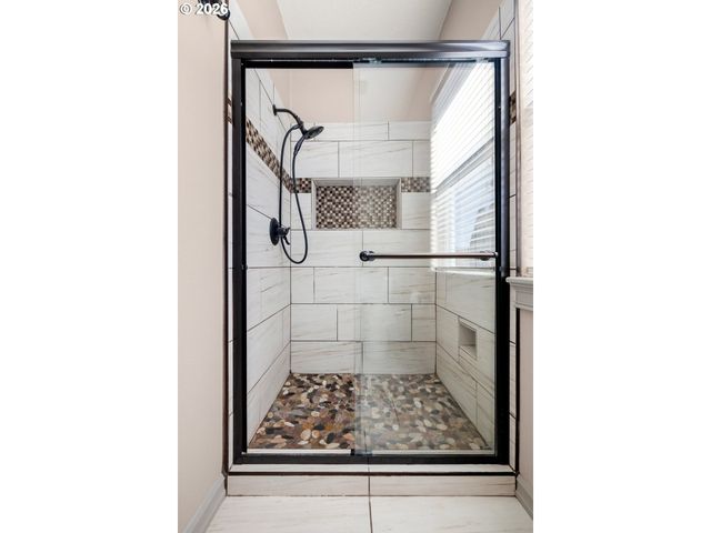 11295 FANDANGO Dr, Oregon City, OR 97045