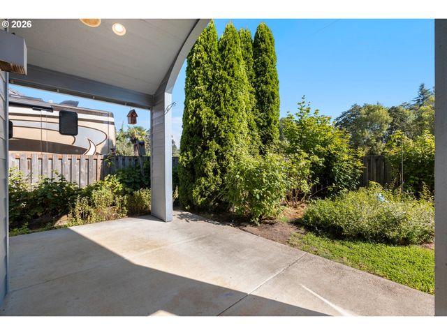 11295 FANDANGO Dr, Oregon City, OR 97045